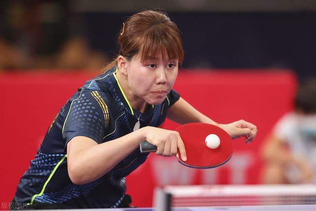 在2024年，我希望能获得更多冠军、进球，并帮助球队赢得比赛，享受作为一名皇马球员。